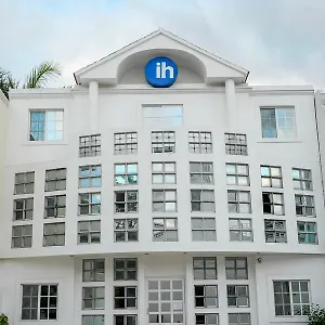 International House Hotel